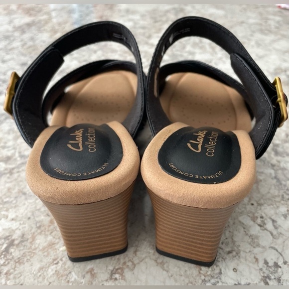 NWOB CLARKS Women's Kyarra Judi Strappy Slip-On Wedge Sandals Black 10 BRAND NEW - Picture 4 of 12